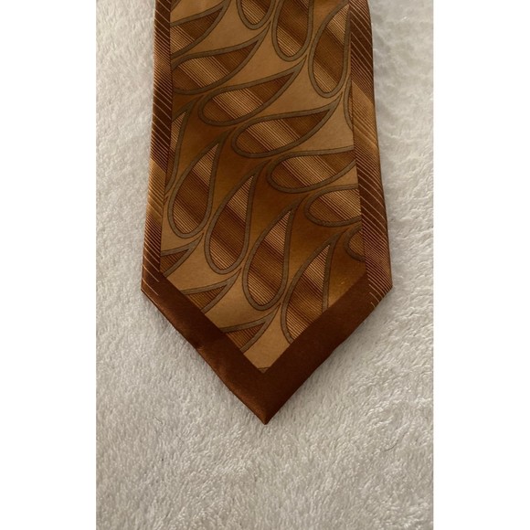 Prime Time Tear Drop Men's Classic Necktie Neck Tie Bronze Stripes - Picture 2 of 5